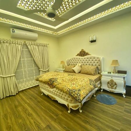 Continental Boutique House Bed and Breakfast Islamabad Buitenkant foto