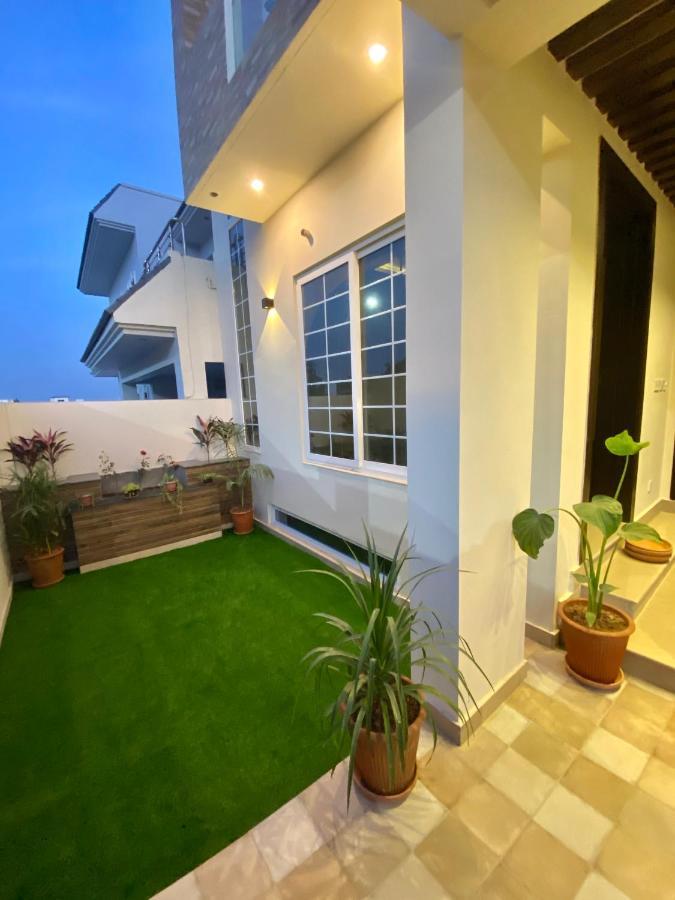Continental Boutique House Bed and Breakfast Islamabad Buitenkant foto