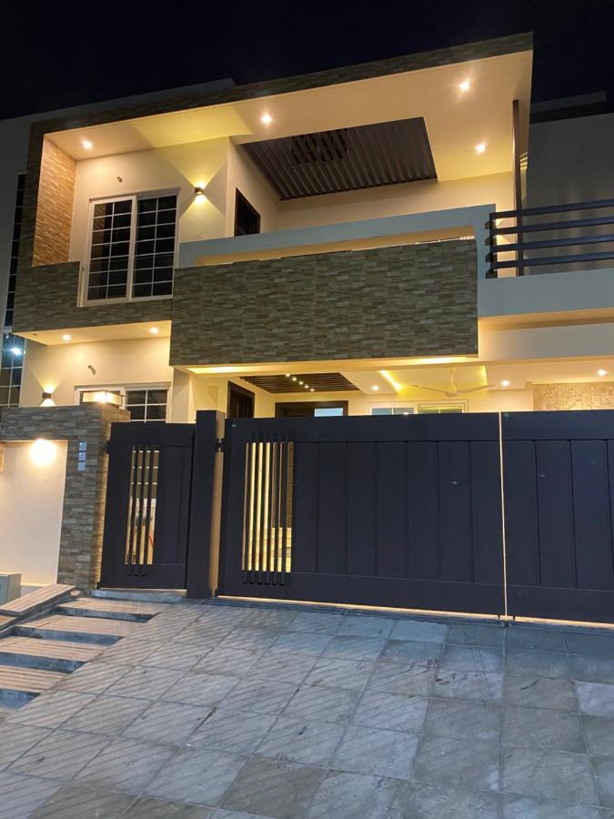 Continental Boutique House Bed and Breakfast Islamabad Buitenkant foto