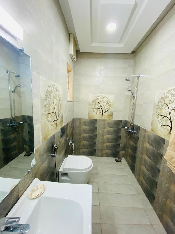 Continental Boutique House Bed and Breakfast Islamabad Buitenkant foto