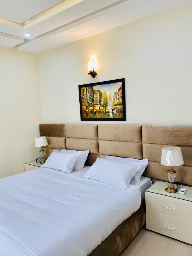 Continental Boutique House Bed and Breakfast Islamabad Buitenkant foto