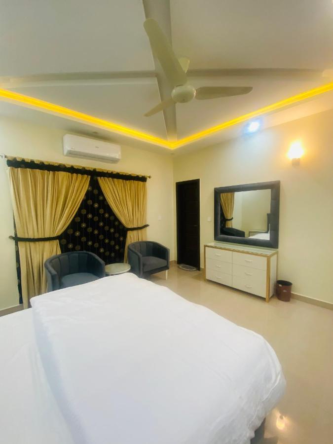 Continental Boutique House Bed and Breakfast Islamabad Buitenkant foto
