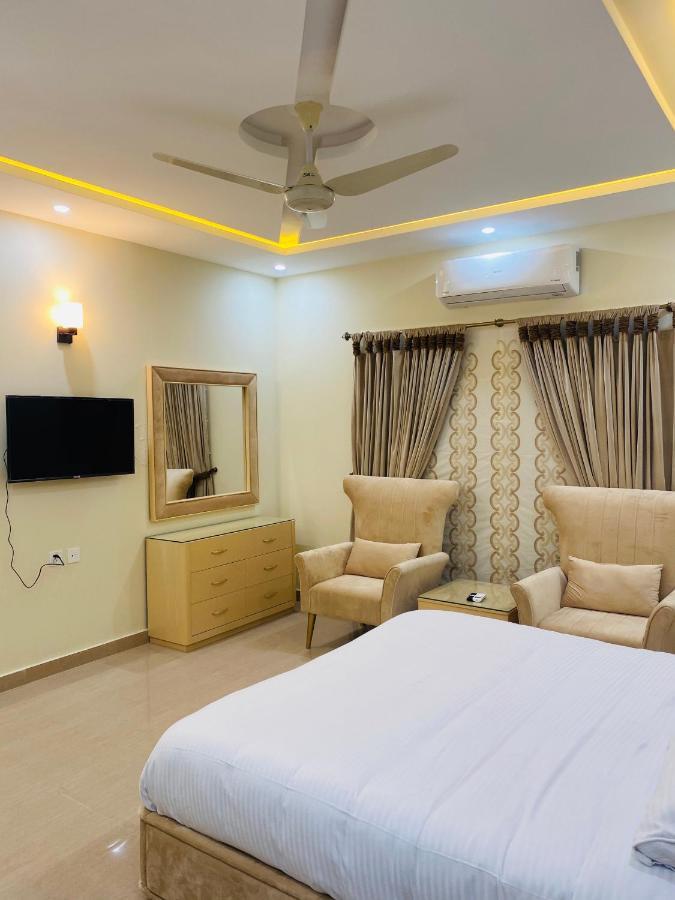 Continental Boutique House Bed and Breakfast Islamabad Buitenkant foto